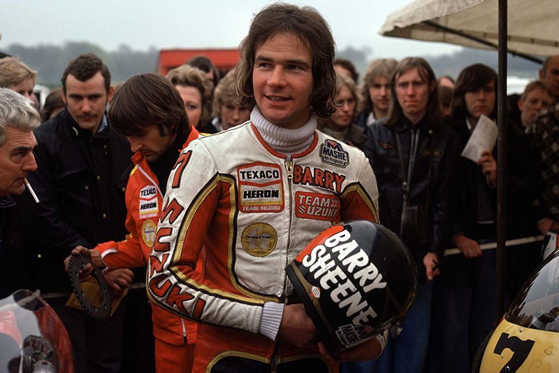 Barry Sheene wearing leathers